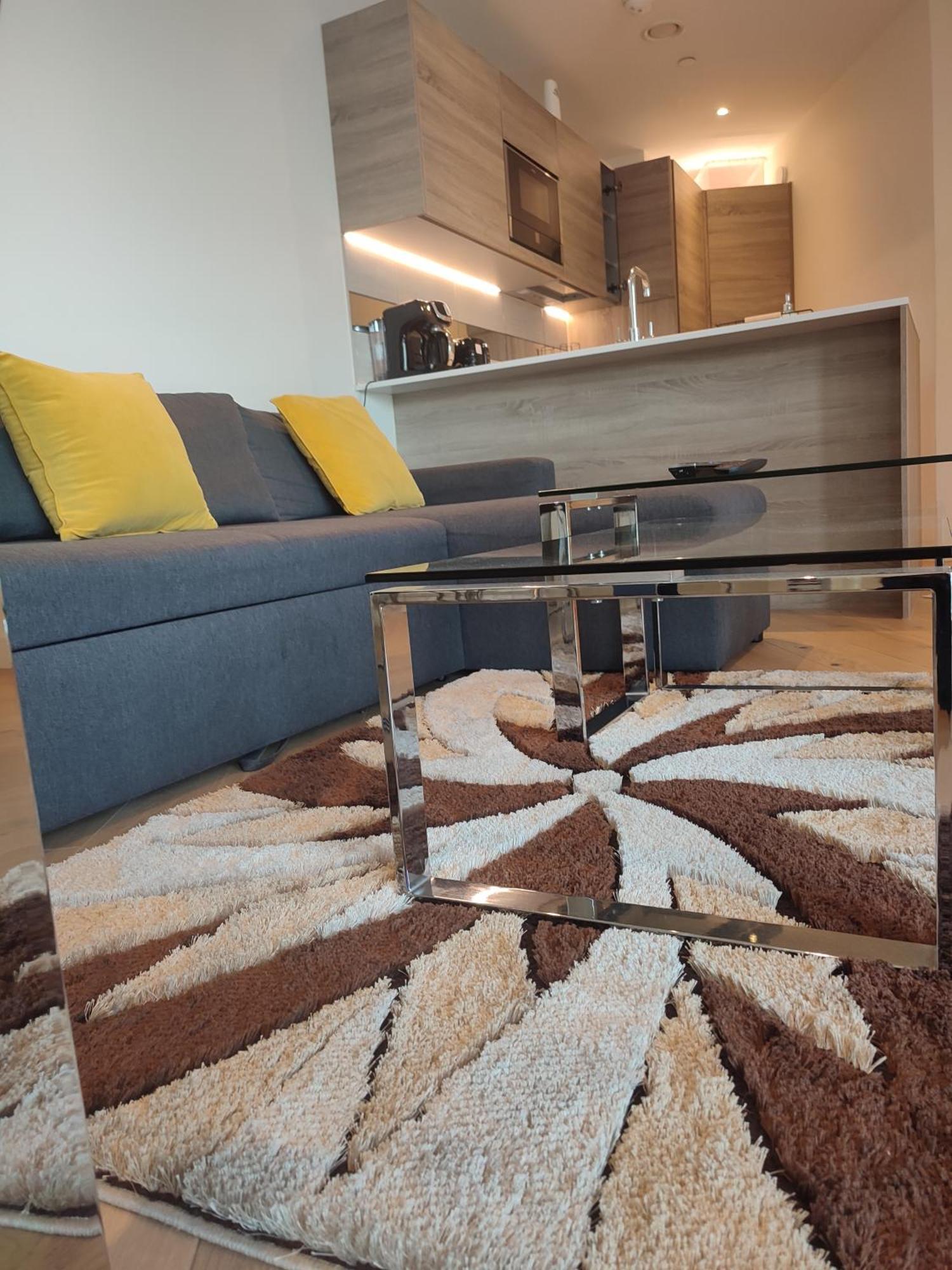 Luxury Riverside Apt With Easy Access To Central London, O2, Excel Centre And Parking Londres Exterior foto