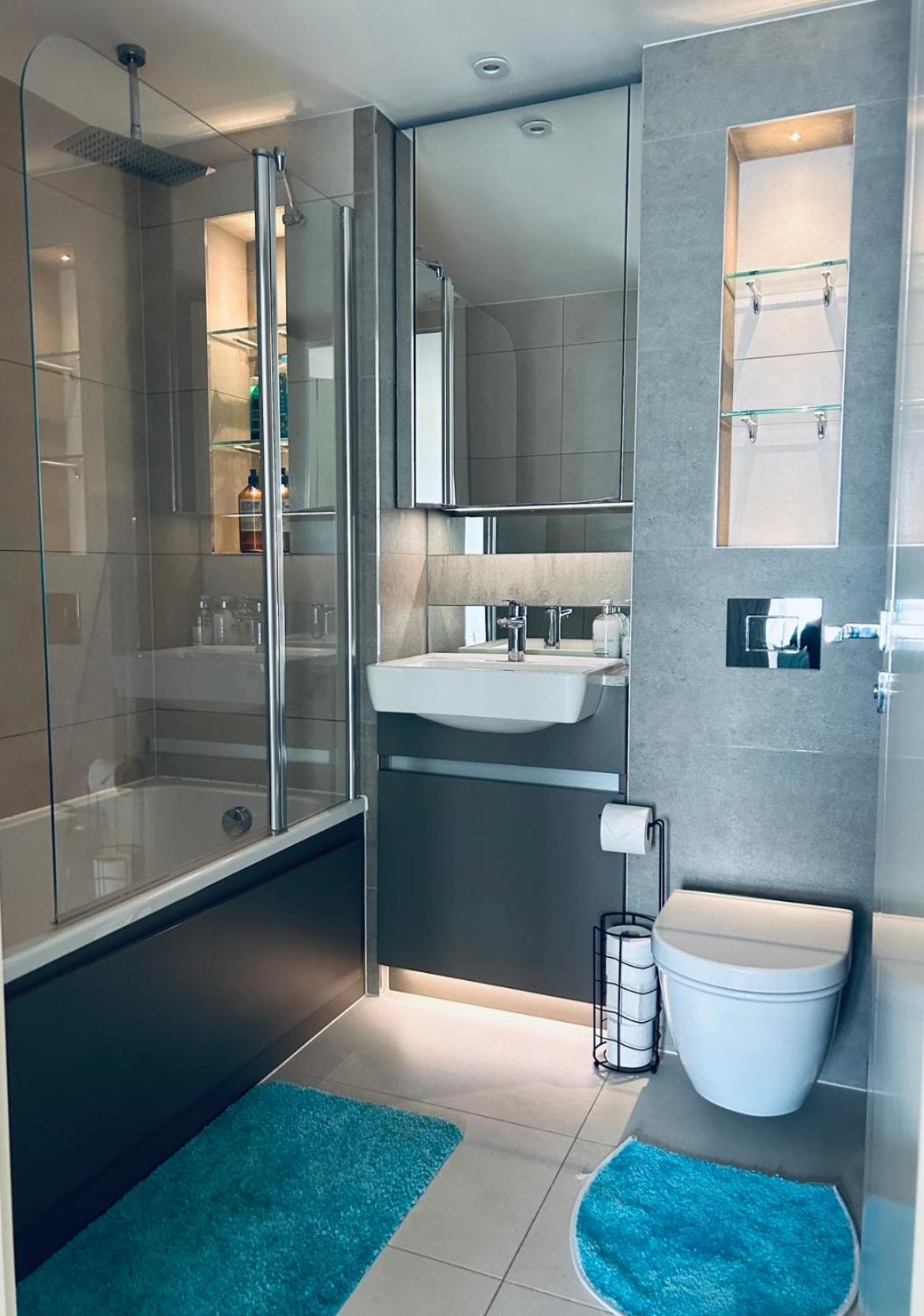 Luxury Riverside Apt With Easy Access To Central London, O2, Excel Centre And Parking Londres Exterior foto