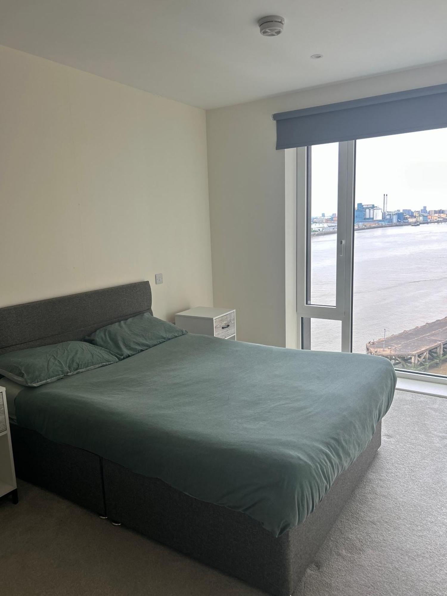 Luxury Riverside Apt With Easy Access To Central London, O2, Excel Centre And Parking Londres Exterior foto